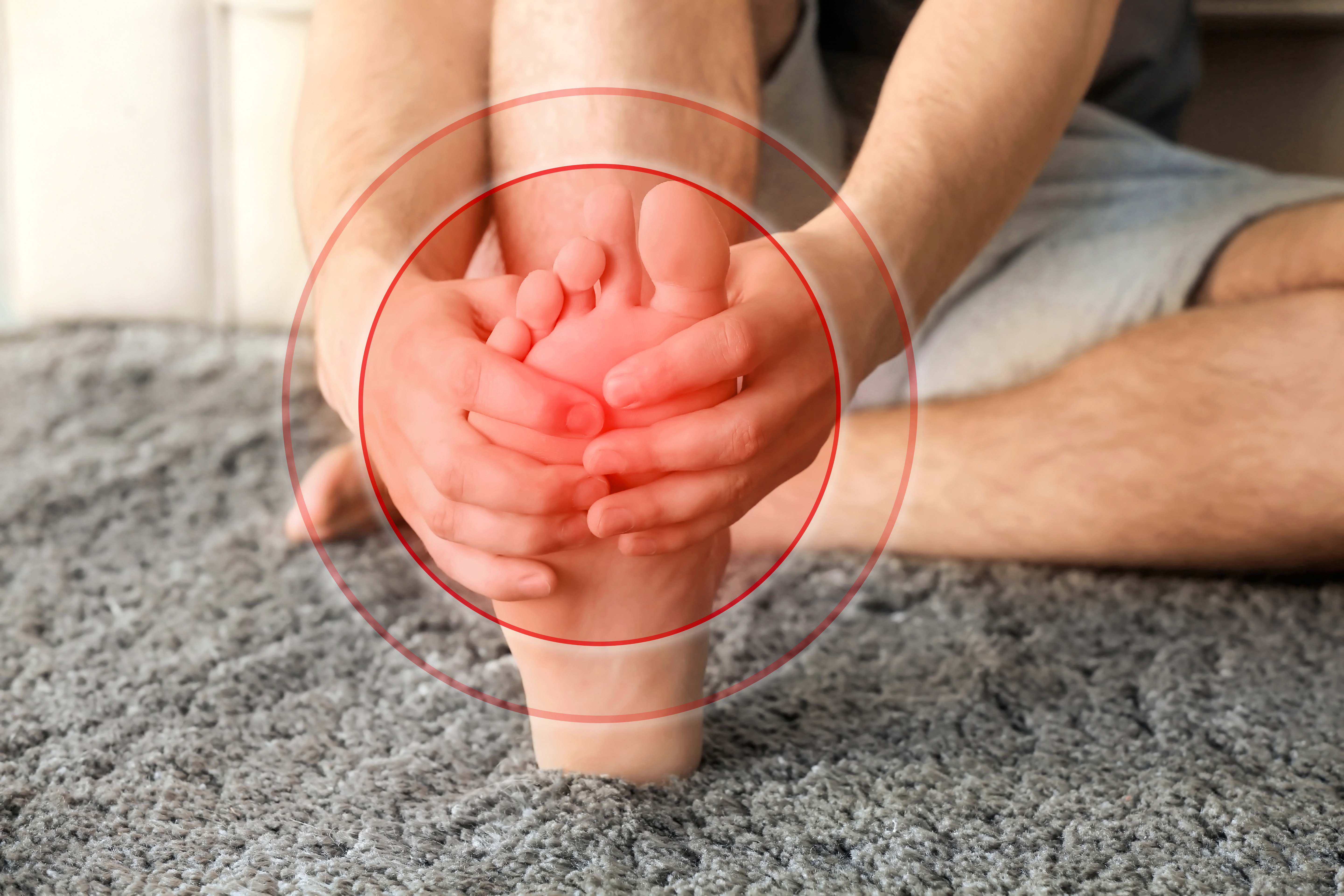 Feet: Pain, Burning, Causes & Solutions