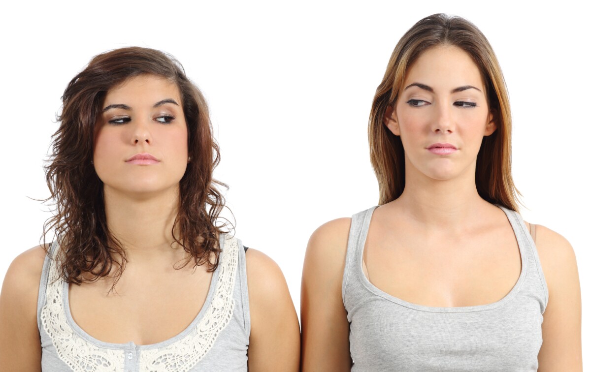 Are You a Woman at Least 5'10" Jealous of Taller Women? » Scary Symptoms