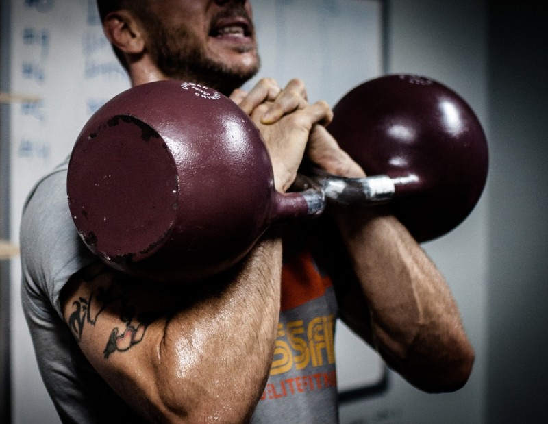 Sudden Headache While Lifting Weights Causes and Solutions » Scary Symptoms