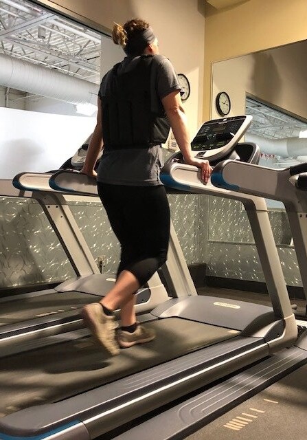 Holding on Treadmill: the Shoulder Bob & Why It’s Wrong