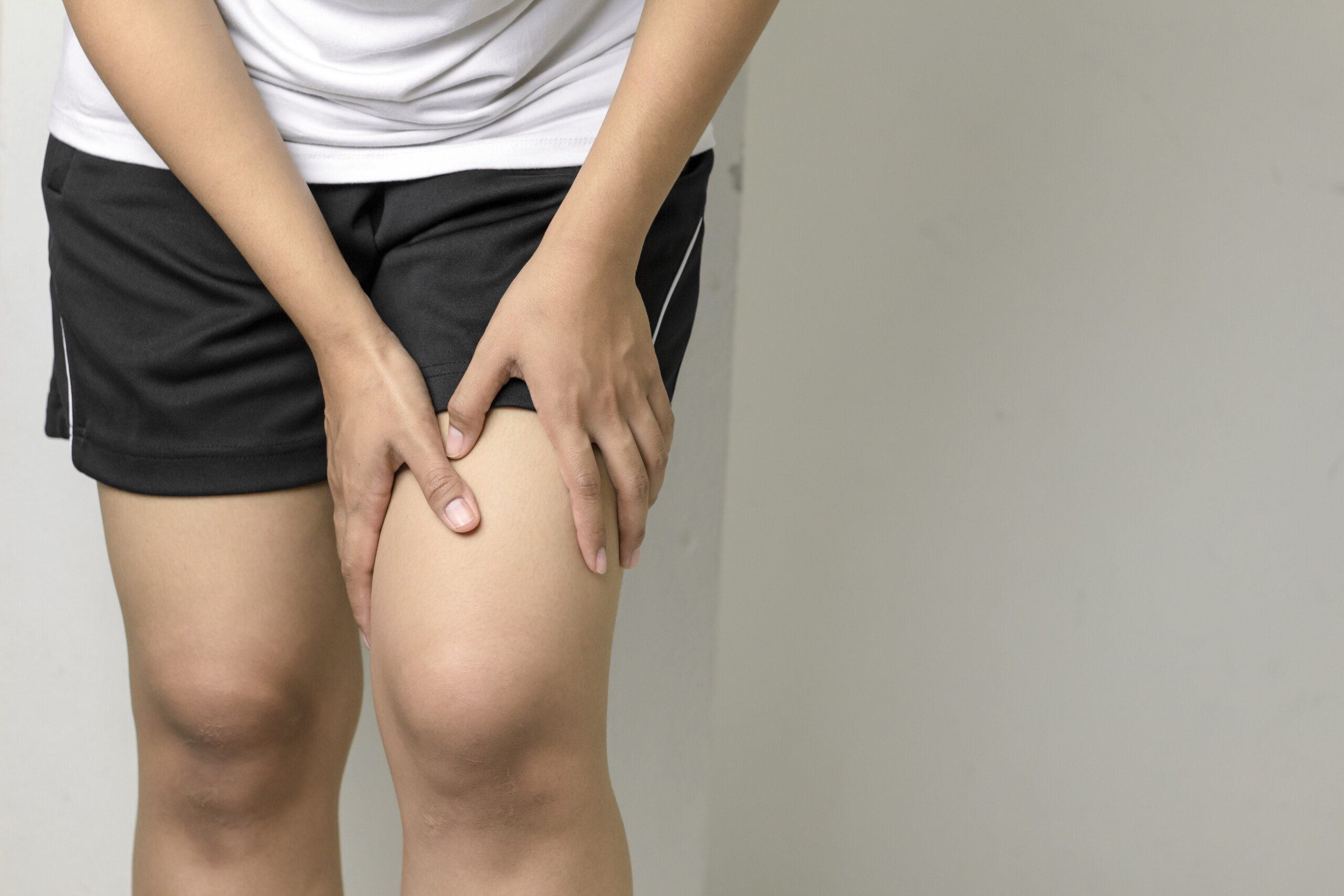 Can a Heart Problem Cause a Warm Sensation in the Leg?