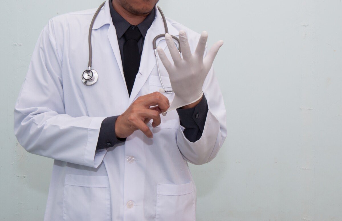 What Finger Removal of Impacted Feces Feels Like » Scary Symptoms