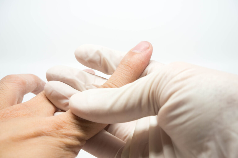 Numbness in Tip of Middle Finger Cause & Solution » Scary Symptoms