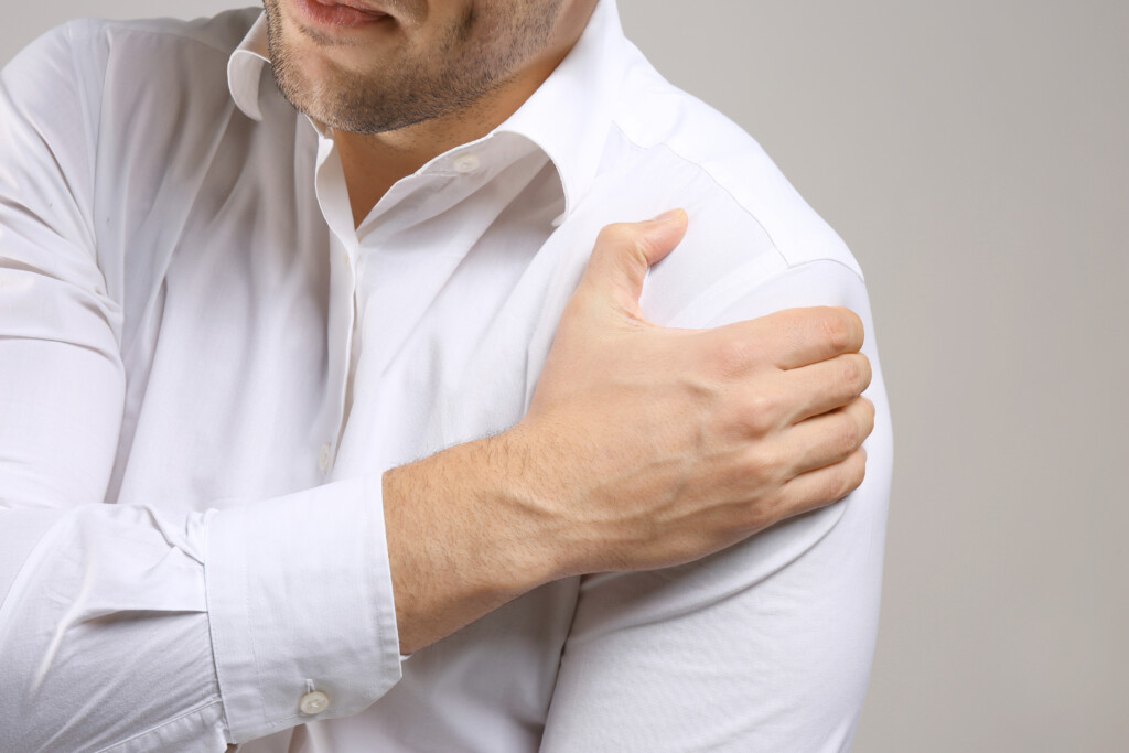 Why Does Angina Cause Pain to Spread to Left Arm & Shoulder? » Scary ...