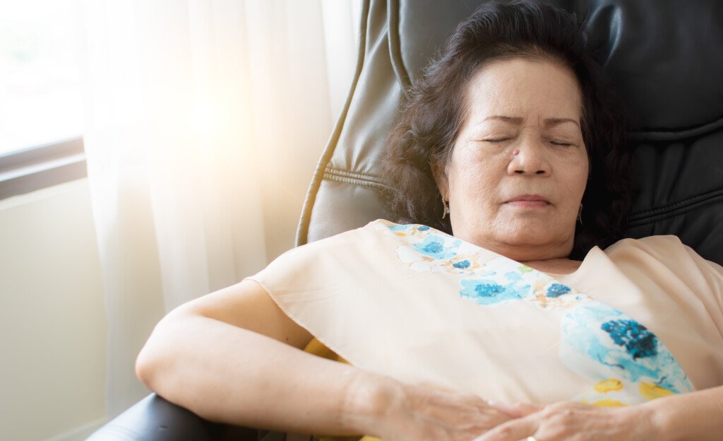 Can You Prevent Sleep Apnea Sleeping Upright? » Scary Symptoms