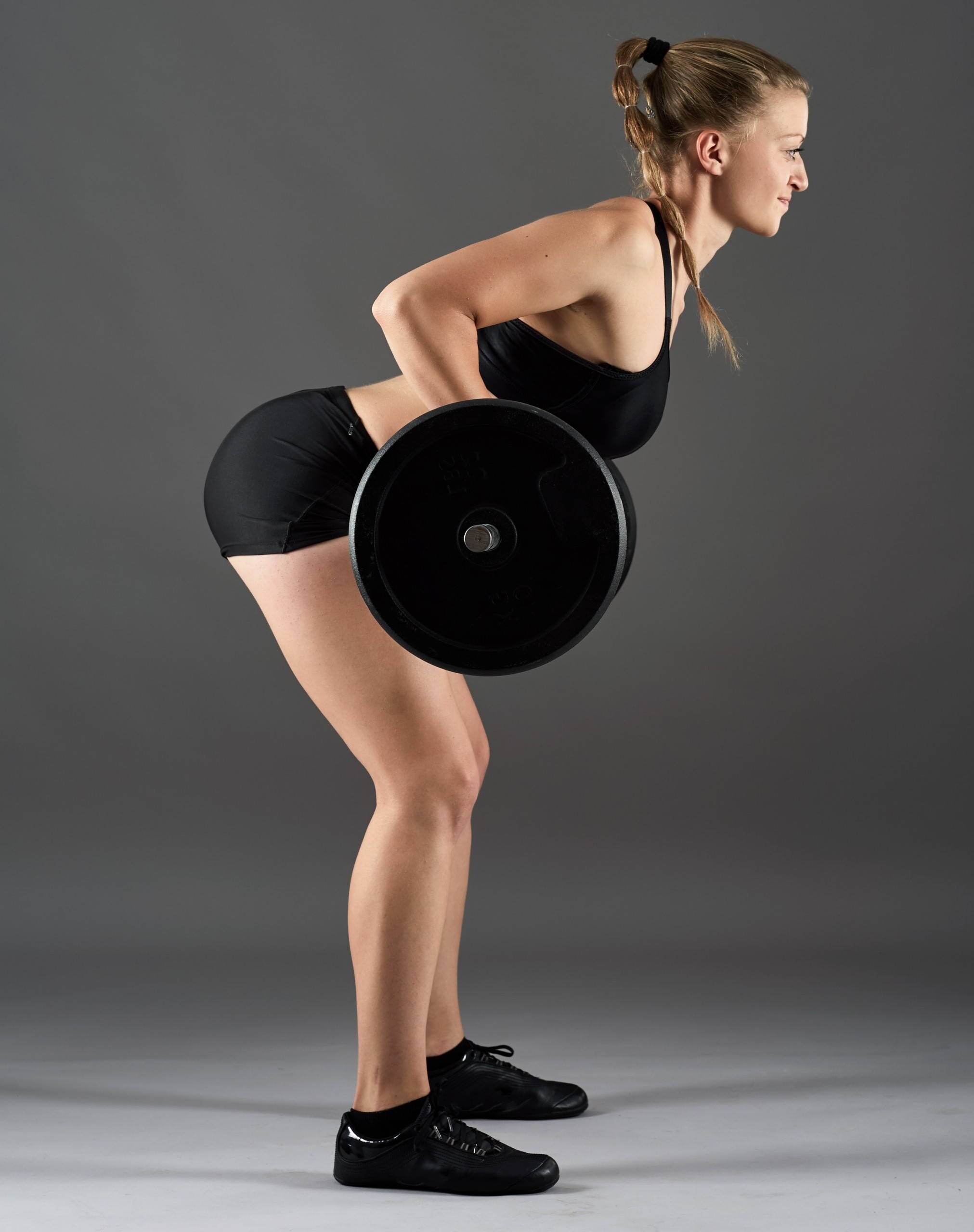 What’s the Best Grip for Bent-Over Barbell Rows for Women ?