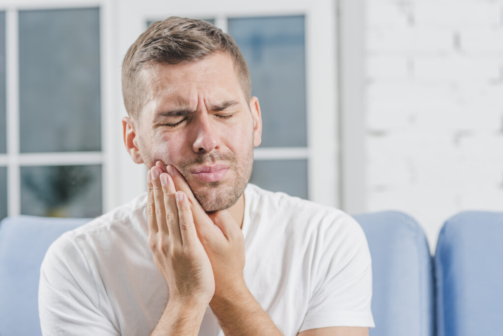 Can Loud Music Make TMJ Disorder Worse? » Scary Symptoms
