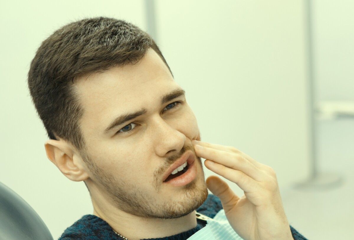 Sore Gums from Flossing Causes and How to Prevent » Scary Symptoms