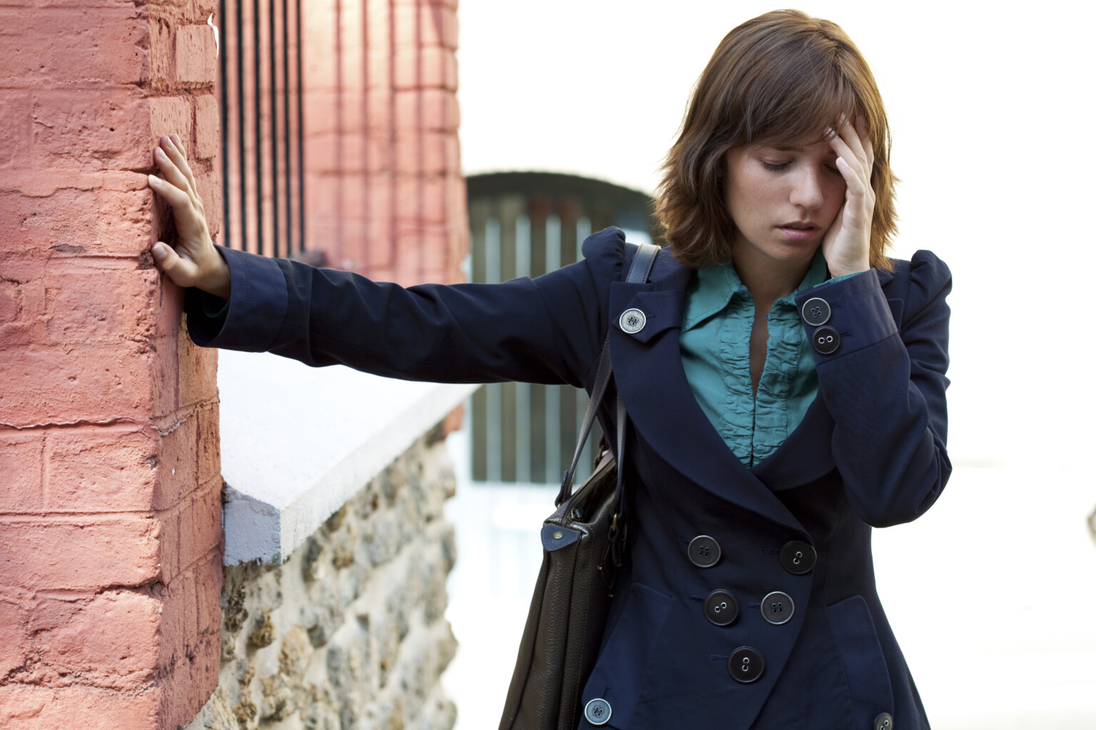 How to Do the Epley Maneuver on Yourself for BPPV Relief » Scary Symptoms