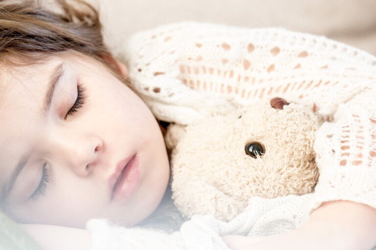 child vomiting at night treatment