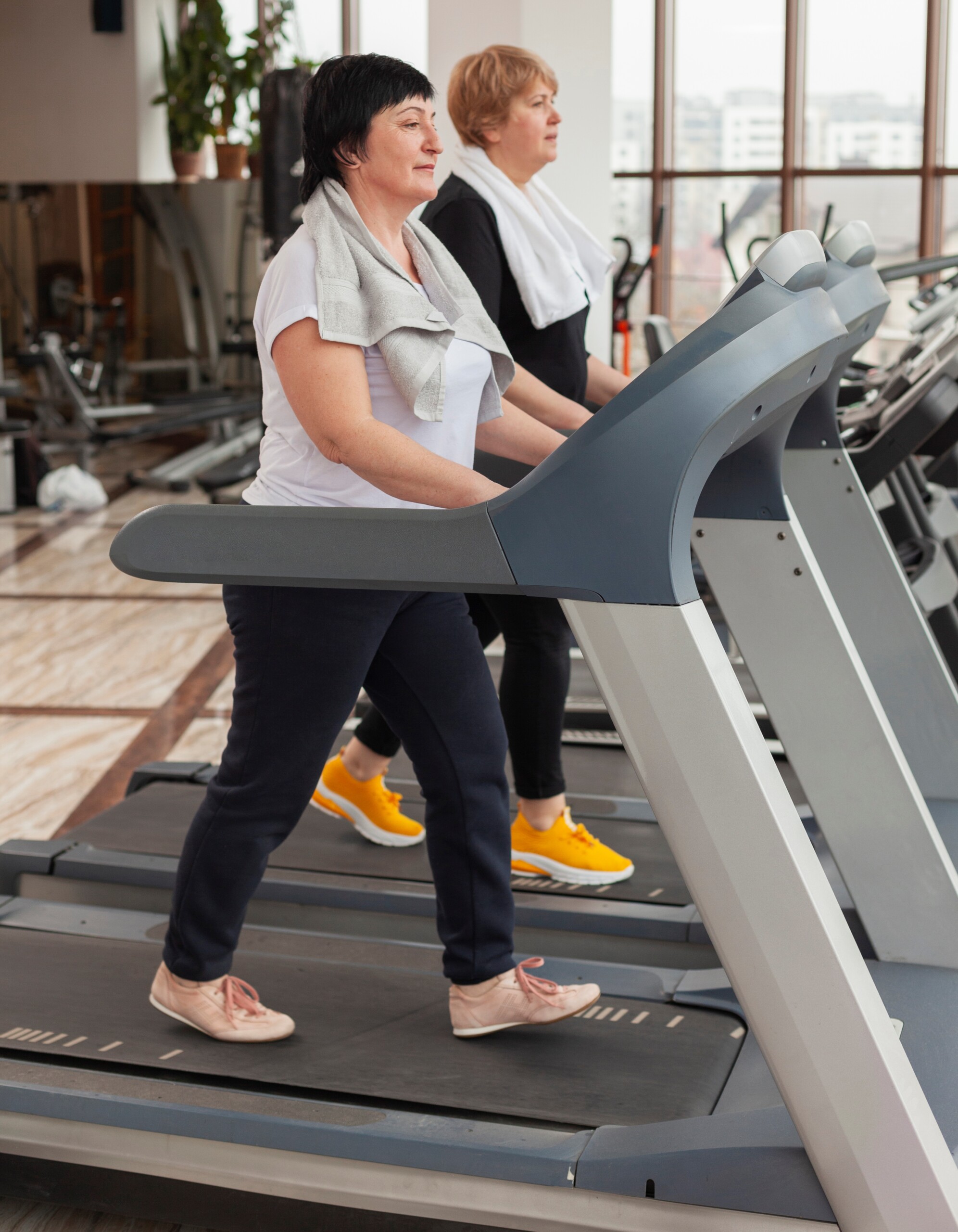 10 Reasons Never to Hold onto the Treadmill