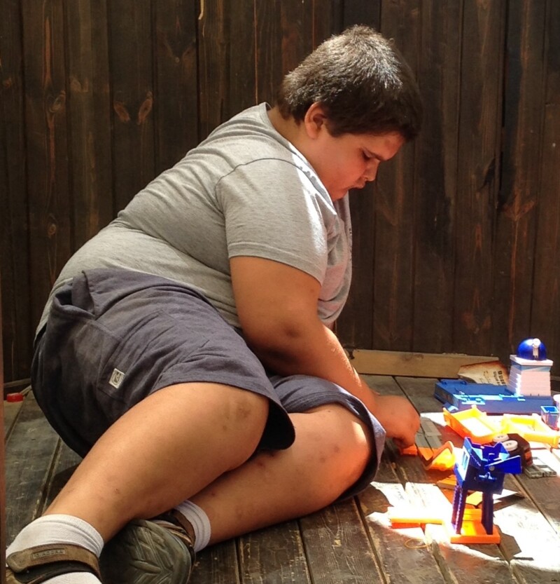 Why Do Moms Let Their Autistic Kids Get Morbidly Obese? » Scary Symptoms